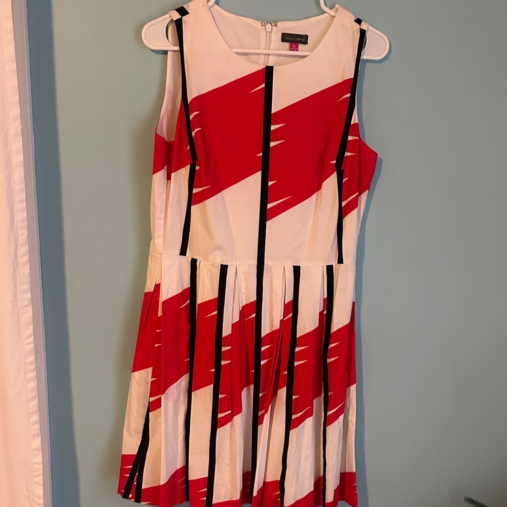 Vince Camuto White Garment